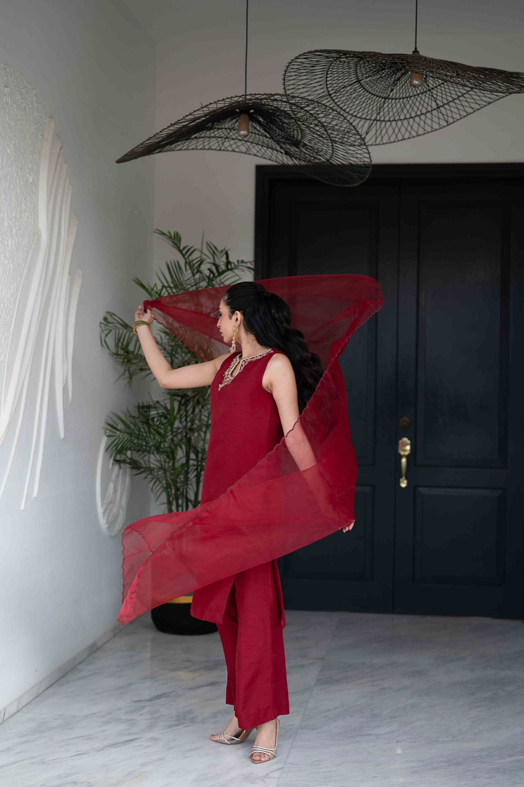 Luxé Crimson Grace