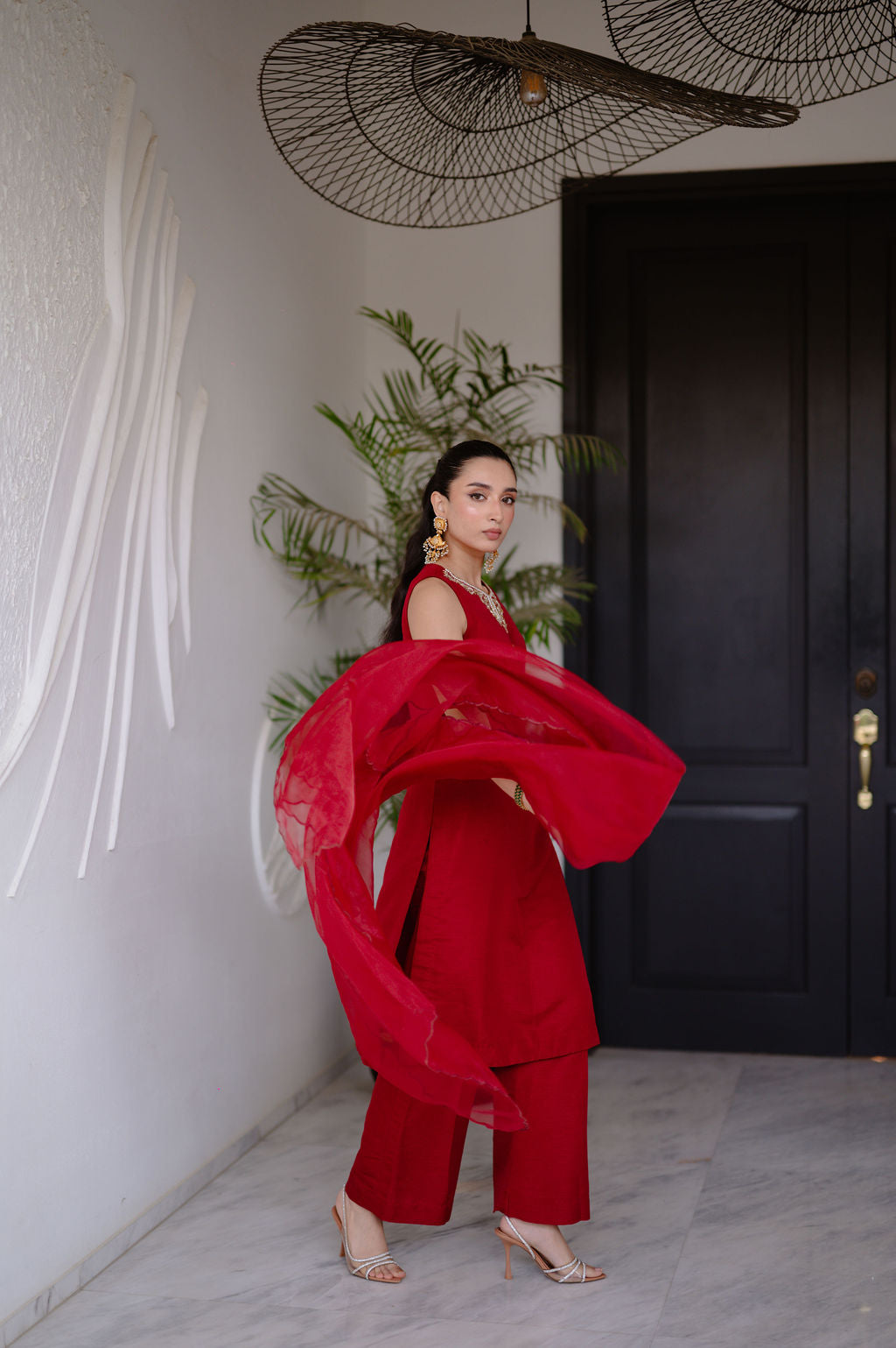 Luxé Crimson Grace